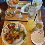 たっぷり野菜のベトナム食堂 SAIGON CAFE - 