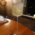 レストラン ナズ - ノンアルジントニック