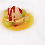 WaldHaus 森の家 - アシェットメロン　バニラアイスと自家製ラングドシャにライチリキュールのプリン