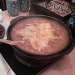 麺処 龍 - ぐつぐつ煮立ってるんです。