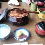 あつた蓬莱軒 神宮店 - ひつまぶしー！！