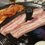 韓国料理 サムギョプサル どやじ - 