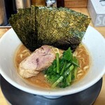 らーめん五葉 - ラーメン690円麺硬め。海苔増し110円。