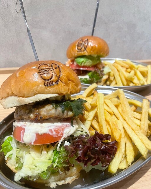 Sakana no Burger Nagoya Sentorarupakuten photo 3