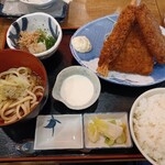 Isomaru Suisan - 海鮮ミックスフライ定食@899円