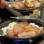 ふぐ屋とら乃介 - 陶板焼きふぐ始め