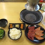 JAPANESE BBQ ENJOY - 黒毛和牛２種焼き
