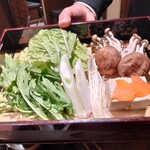 博多水炊き・鶏すき鍋 西新初喜 - 