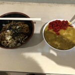 名物 万代そば - ◎ミニカレー390円と×半そば230円