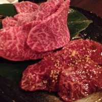 SATOブリアン 本店 - お任せ三種盛り