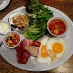 ベーカリー&レストラン 沢村 軽井沢ハルニレテラス - 