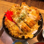 蔵八 - カツ丼アップ