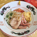 味宝楼 - 冷麺 800円