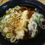 ふじ - 温かいきしめんにナス天