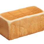 乃が美 はなれ - 料理写真:「乃が美」の食パンは、そのまま生で食べるのが一番美味しい食べ方です。
素材の工夫はもちろん、
生地を休ませ、焼き上がり後はほどよく冷ますといった作り方が、極上の食パンを生み出します。

創業乃が美レギュラー（2斤）
972円（税込）