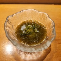 鮨 しゅんぺい - もずくと白海老と海ぶどう　【8800コース】