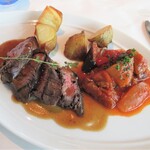 BRASSERIE PAUL BOCUSE Le Musee - 牛肉ハラミのステーキとラタトゥイユ