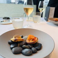 ベージュ アラン・デュカス 東京 - 