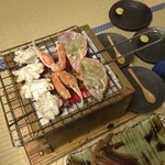 西村屋　本館 - 活けかにの炭火焼