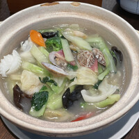 青菜 丸の内ブリックスクエア店 - 海鮮あんかけ土鍋ごはん