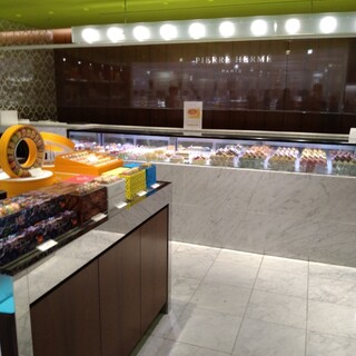 ピエール・エルメ・パリ_2