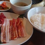 焼肉 じゃんじゃか - 牛鶏豚焼肉堪能ランチ