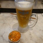 大衆酒場フレンチマン - ビールとキャロットラペ