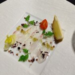 とらぬ狸 - 天然真鯛のカルパッチョ