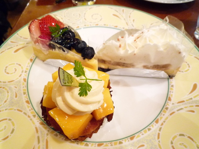 閉店 チーズケーキカフェ 新宿東口店 新宿三丁目 ケーキ 食べログ