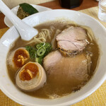 麺や 福々三座 - 福々（豚骨醤油）