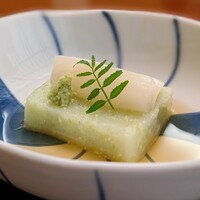 名古屋 浅田 - 先付 枝豆豆富（皐月 五段弁当）