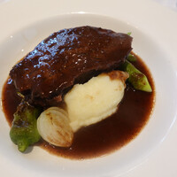 ラ・ターブル・オ・ジャポン - 和牛頬肉の赤ワイン煮込み