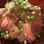 なごみ - マグロ漬けはこの2種類
