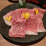 Nikutonihonshu Iburi - A5黒毛和牛サーロインのすき焼き2178円×2