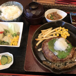 ステーキ&ハンバーグ 前田亭 - 