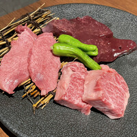 個室焼肉ITADAKI 馬車道 - 