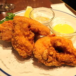 Italian Bar LA VIOLA - 三笠会館伝統の味骨付き鶏の唐揚げ