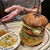 マンチズ バーガー シャック - 料理写真:夫はトランプさんセットにアボカドとフライドオニオン追加。これがペロッと食べれる！
