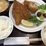 定食屋　イワイ - 