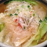知味笑龍 深澤ラーメン - 海老ワンタン麺