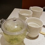 海底撈火鍋 - お茶タイム