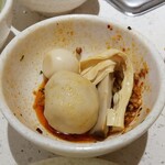 海底撈火鍋 - 調味料が残り少なくなりました