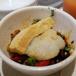 海底撈火鍋 - セルフで作った調味料に具座を入れて