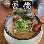 博多ラーメン鶴亀堂 - みそとんこつ全部のせ