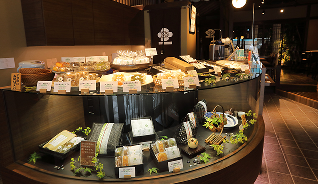 Saryo Suisen Takatsuji Honten photo 5