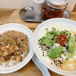 赤丸 - 鲁肉饭+鹹豆漿