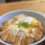 こんなところに食堂 - カツ丼アップ