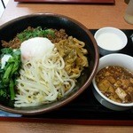 汁なし担々麺（ランチ：麻婆豆腐＆杏仁豆腐付き）850円