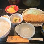 たらふく - トンカツ定食