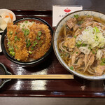 Tsuruoka Suehiro Shokudou - 冷たい肉そば ¥850、ソースカツ丼(ハーフ)¥580